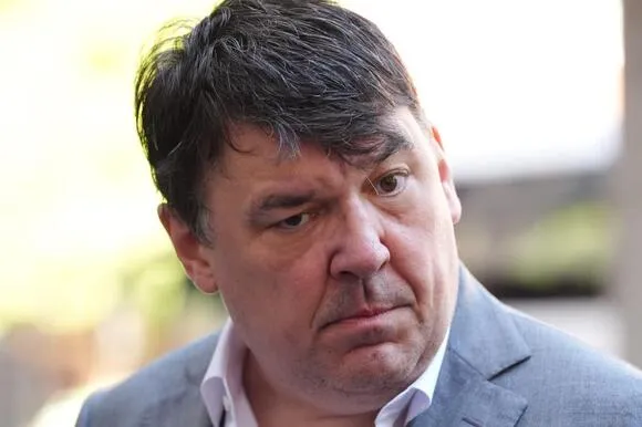 Graham Linehan in Handcuffs